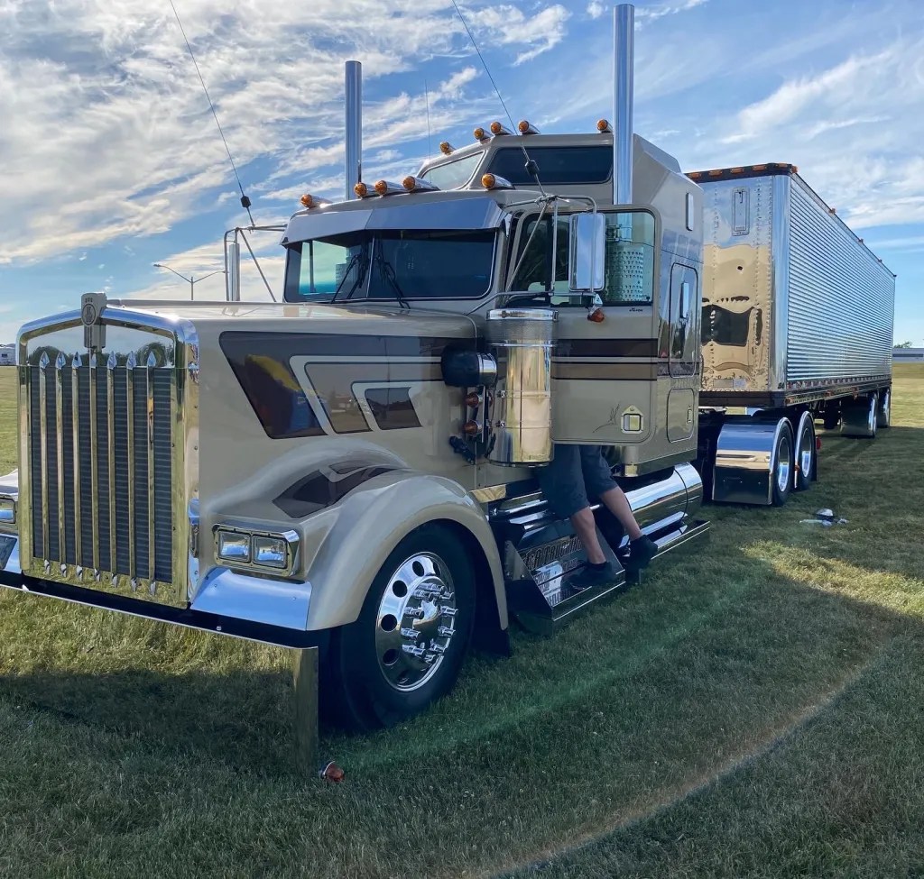 519 Loud n Proud 2022